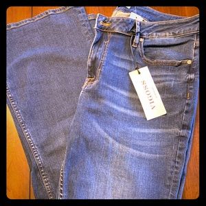 NWT Vigoss Bootcut Jeans Size 33
